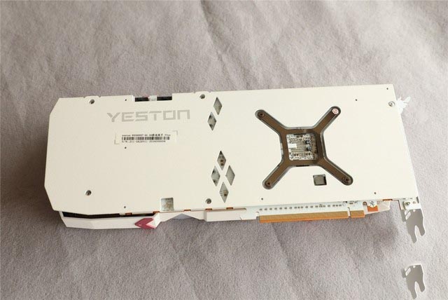 5600XT 14Gbps新版首测 AMD又来了一发良心升级