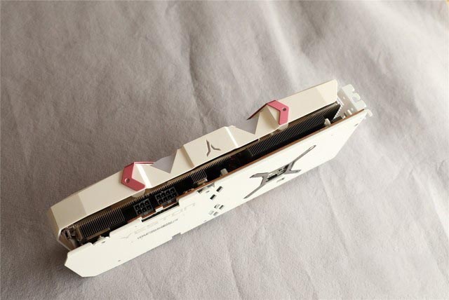 5600XT 14Gbps新版首测 AMD又来了一发良心升级