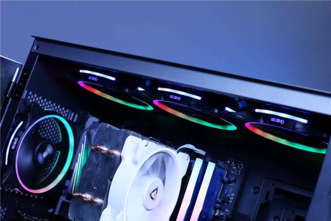 真入门甜品卡,影驰GTX 1650 Ultra骁将装机实测
