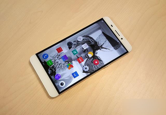 乐视手机上手：性价比不错的“有边框”手机