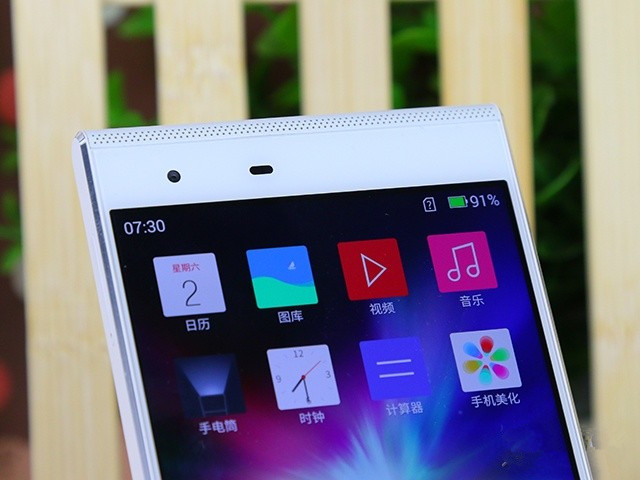 双镜面设计+骁龙615 原点手机2首发评测 