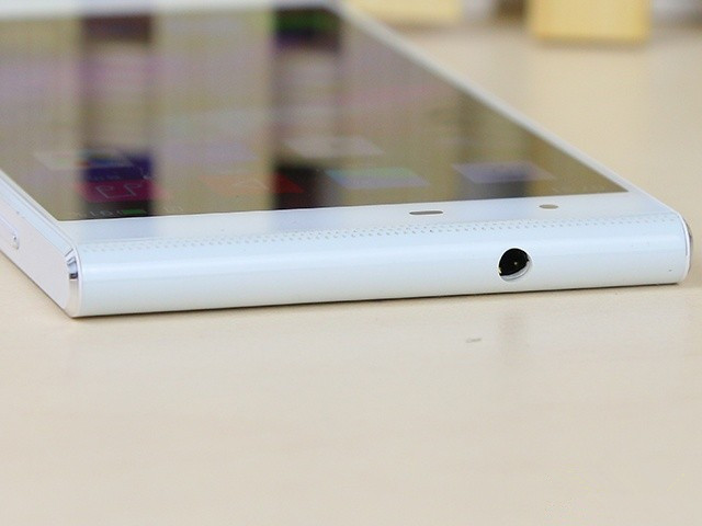 双镜面设计+骁龙615 原点手机2首发评测 