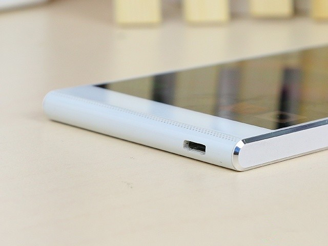 双镜面设计+骁龙615 原点手机2首发评测 