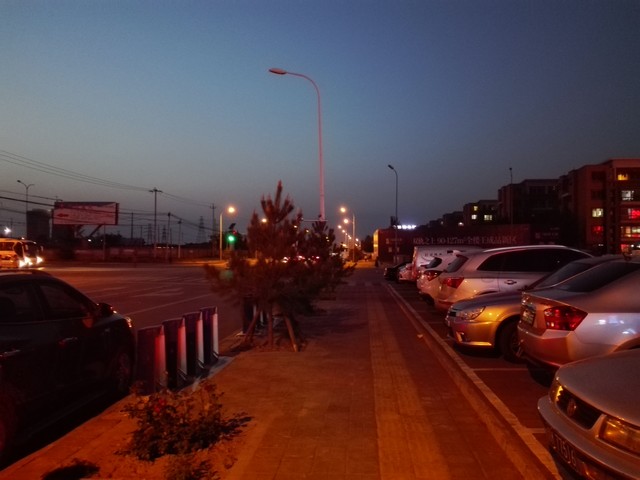 800元以下王者之争 荣耀畅玩4C对比魅蓝 