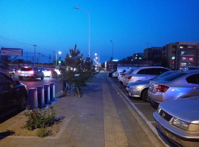 800元以下王者之争 荣耀畅玩4C对比魅蓝 