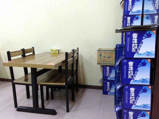 尖Phone:热机交锋 荣耀畅玩4C对比红米2 