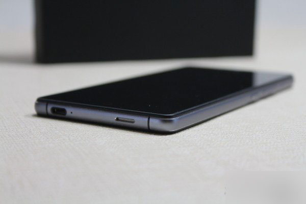 努比亚Z9 Max开箱体验评测视频