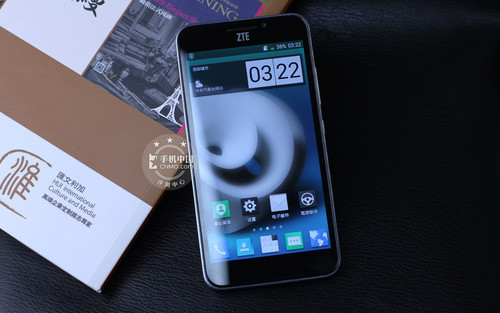 智慧语音+骁龙801四核 中兴天机发布 