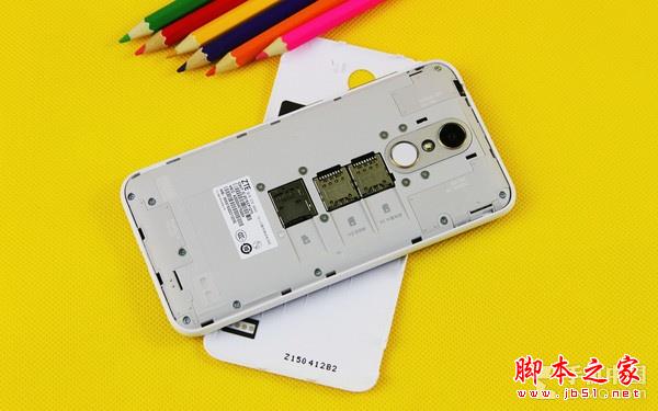 699元多彩配色自拍美机 中兴小鲜2评测