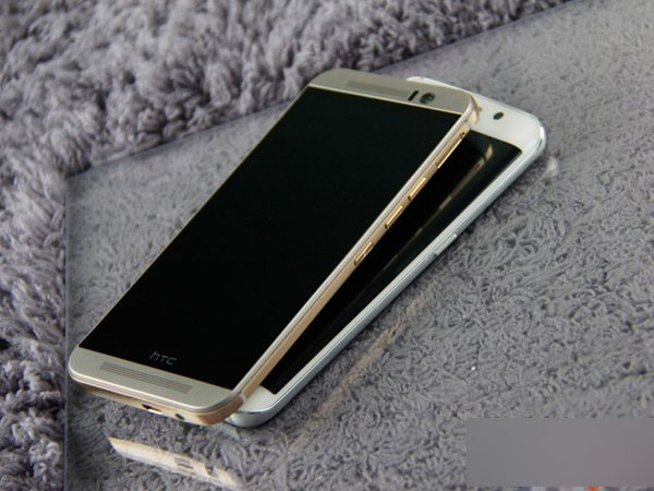 三星S6 Edge和HTC One M9对比图赏