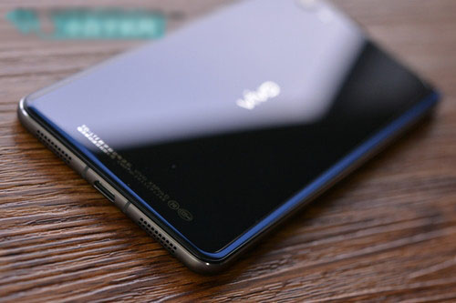 弧度带来的高颜值外观