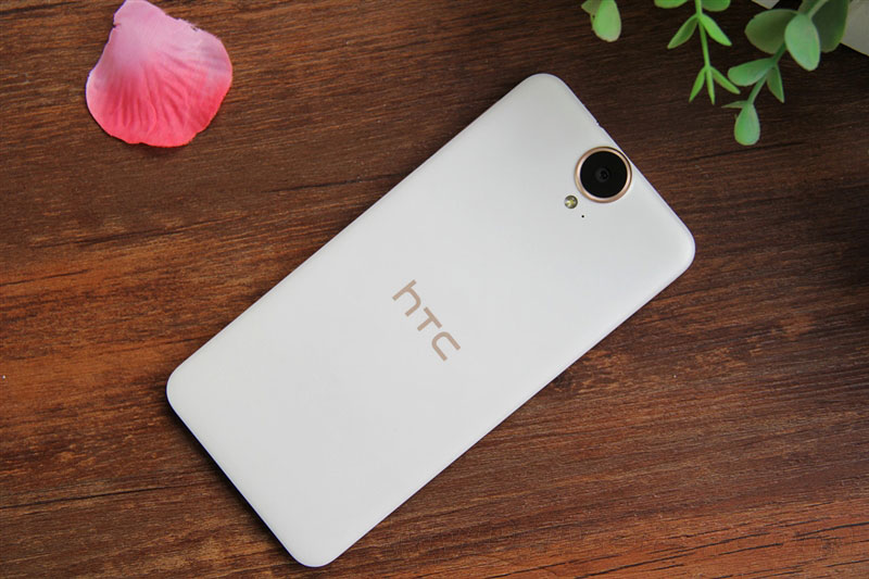 5.5寸2K看片神器!HTC One E9+评测