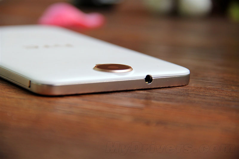 5.5寸2K看片神器!HTC One E9+评测