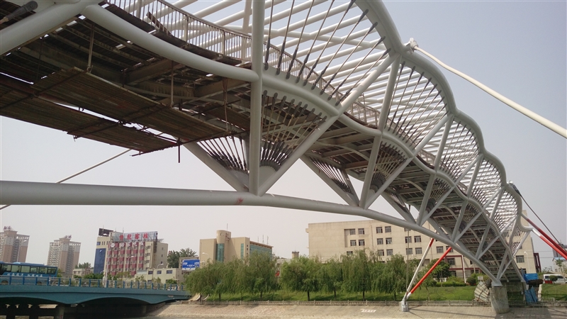 5.5寸2K看片神器!HTC One E9+评测