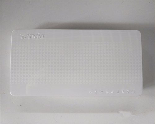 腾达(Tenda)S108交换机 开箱评测
