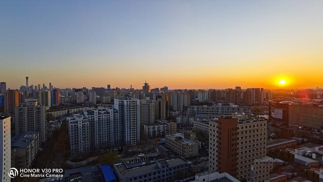 3000档5G摄影手机盘点:潜望式超长焦镜头成标配 好照片随手拍