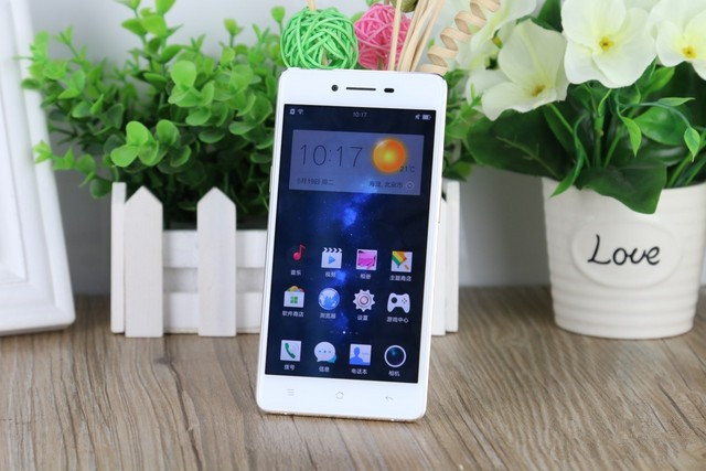 金属机身+全局闪拍 十年诚品OPPO R7评测（勿发布） 
