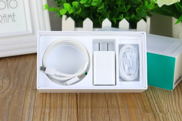 金属机身+全局闪拍 十年诚品OPPO R7评测（勿发布） 