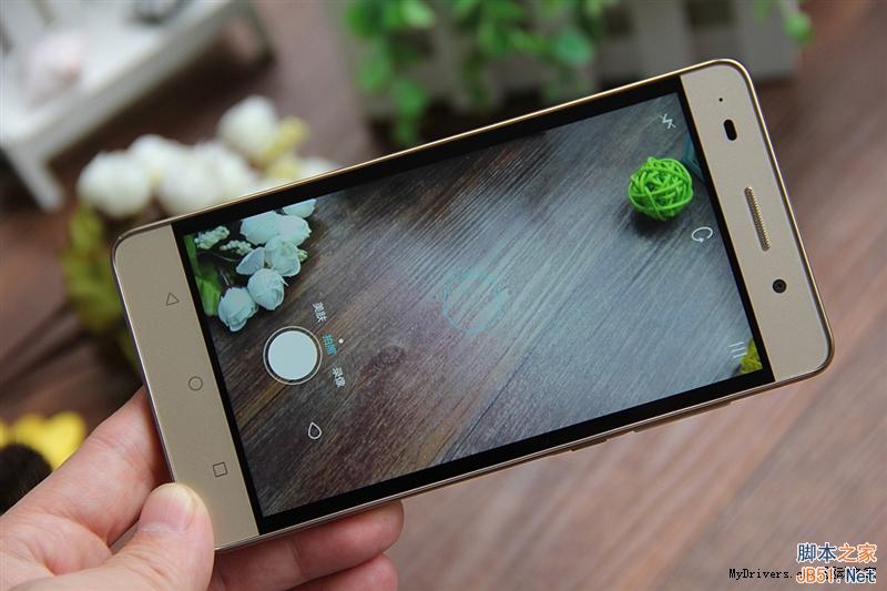 手感如锦缎 799元荣耀畅玩4C评测