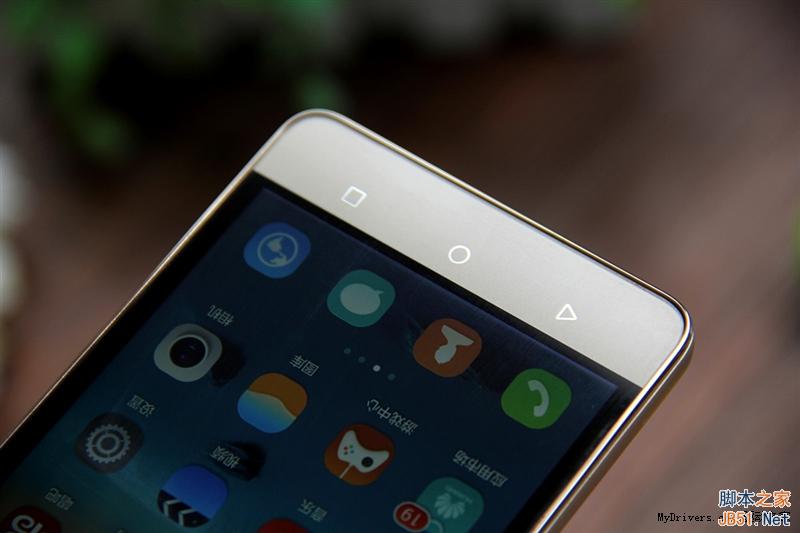 手感如锦缎 799元荣耀畅玩4C评测