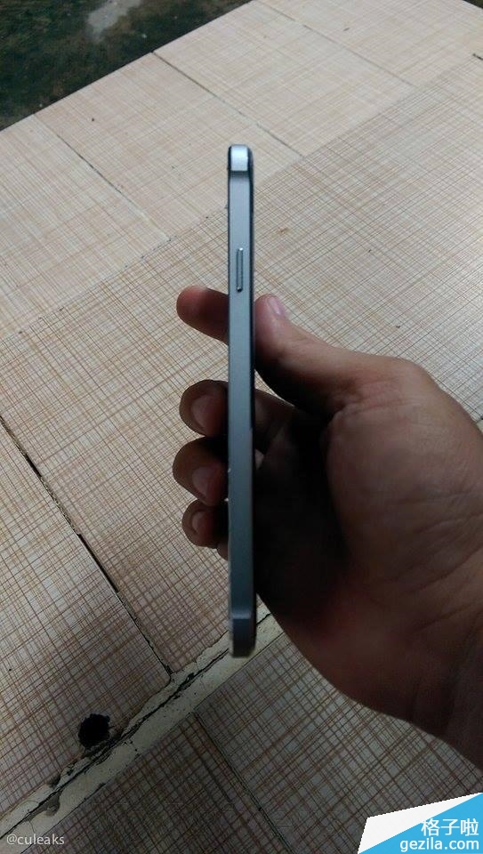三星4.7寸金属新机再曝光：比iPhone薄