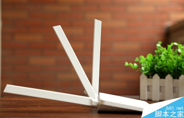 99元!小米路由器3C开箱图赏:外置四天线