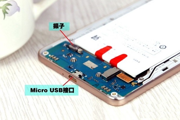 酷派锋尚Pro拆机图解评测