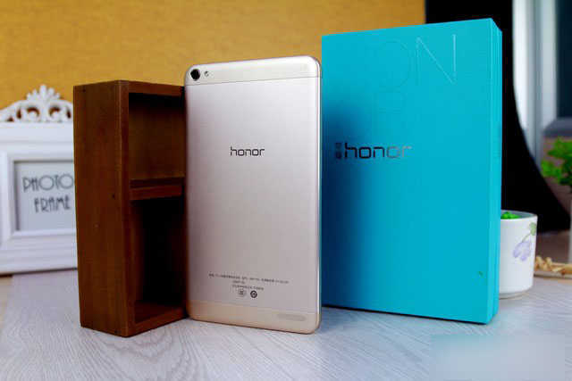 华为荣耀X2评测：7英寸巨屏 岂止于大 