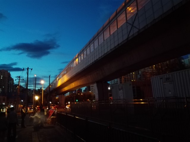 华为荣耀X2评测：7英寸巨屏 岂止于大 