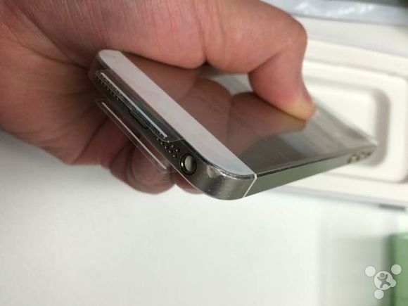 这真的是苹果官方翻新iPhone！