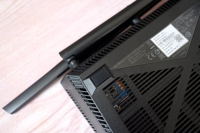 华硕 RT-AC66U B1:1750M传输速率中的实力派 华硕 RT-AC66U B1:1750M传输速率中的实力派