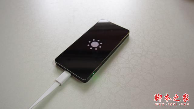 当无线充电遇到充电宝-Wipack无线充电宝体验