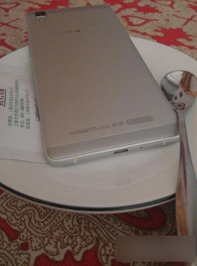 铝镁合金的后盖