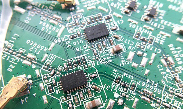 路由器怎么拆?斐讯K2路由器拆机图解