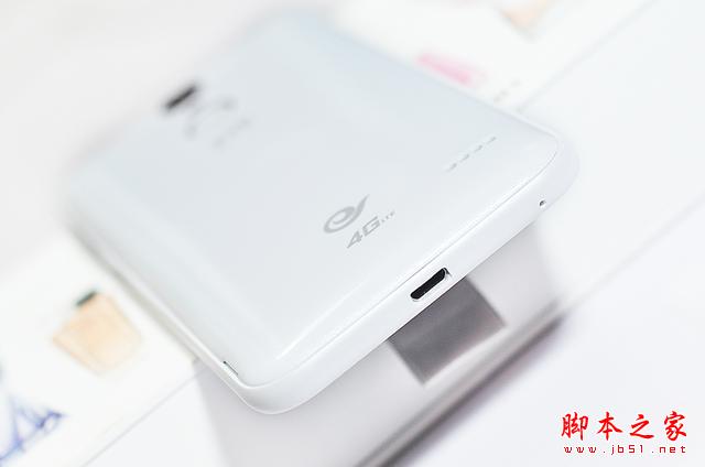 为电信用户而生撕逼魅蓝、红米2，699元中兴小鲜2简评