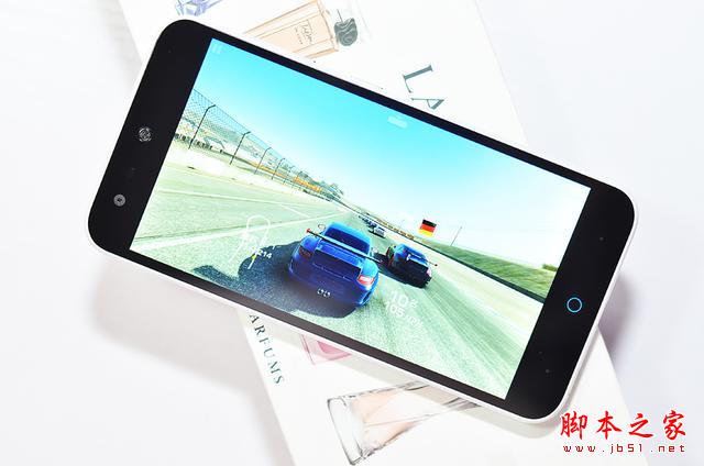 为电信用户而生撕逼魅蓝、红米2，699元中兴小鲜2简评