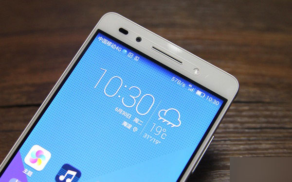 荣耀7全面评测：语音和指纹操作有新意 