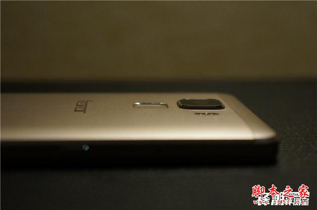 功能提升明显：华为荣耀7上手快评