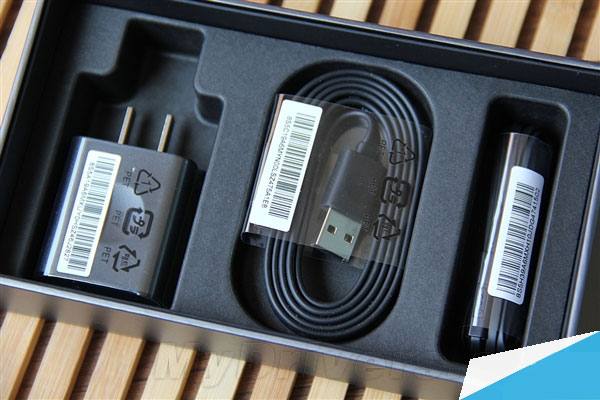 4799元怪兽？联想新旗舰Z2 Pro开箱图赏