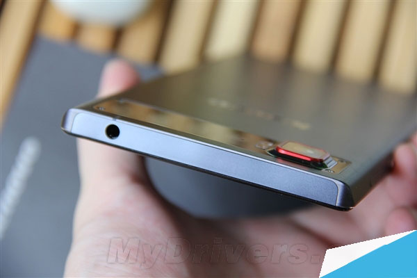 4799元怪兽？联想新旗舰Z2 Pro开箱图赏