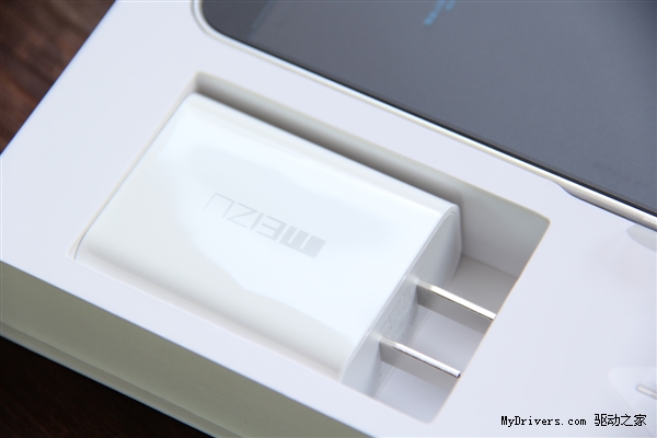 一黑一白 魅族MX5对比开箱图赏