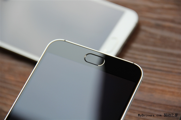 一黑一白 魅族MX5对比开箱图赏