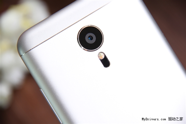 一黑一白 魅族MX5对比开箱图赏