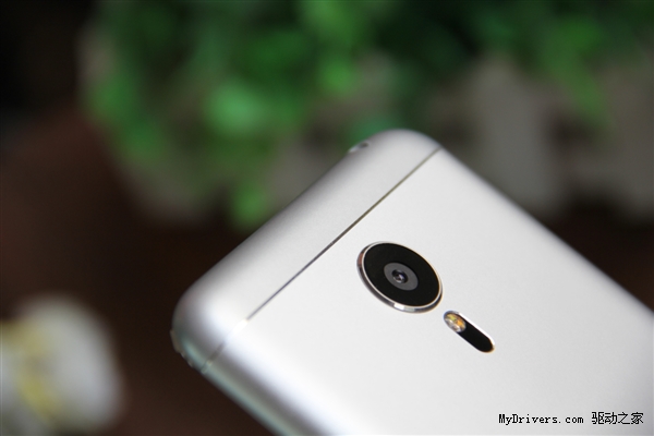 一黑一白 魅族MX5对比开箱图赏