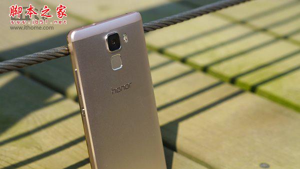 年轻人第一部商务手机？荣耀7上手初评