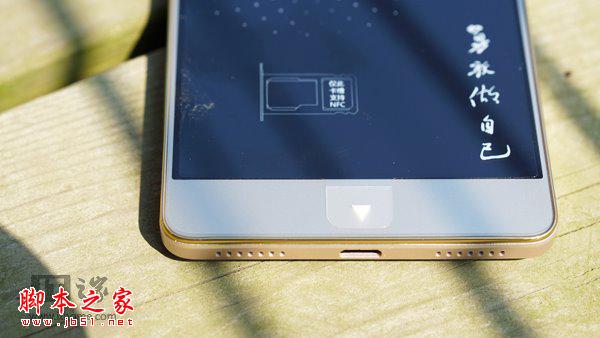 年轻人第一部商务手机？荣耀7上手初评