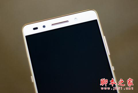 看了荣耀7：容我喝杯82年的雪碧压压惊！