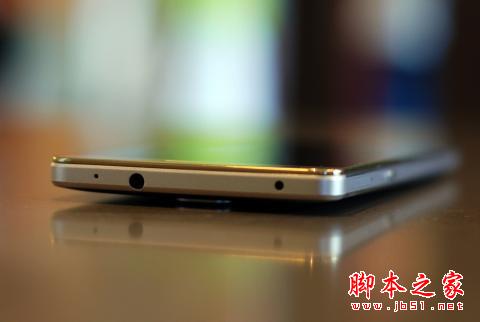 看了荣耀7：容我喝杯82年的雪碧压压惊！