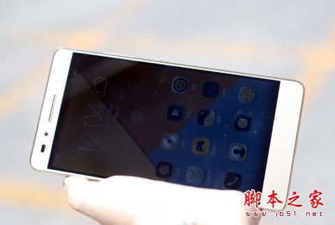 看了荣耀7：容我喝杯82年的雪碧压压惊！