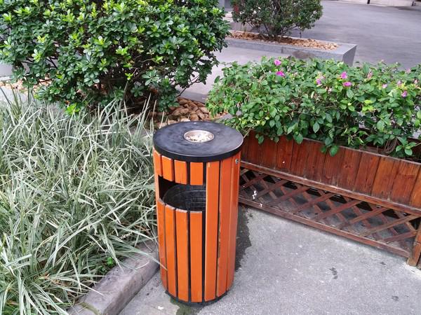 中端但不一定代表中庸!三星Galaxy A8评测